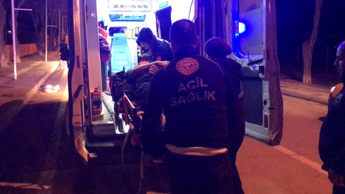 Edirne\'de motosiklet kazasında 2 kişi yaralandı