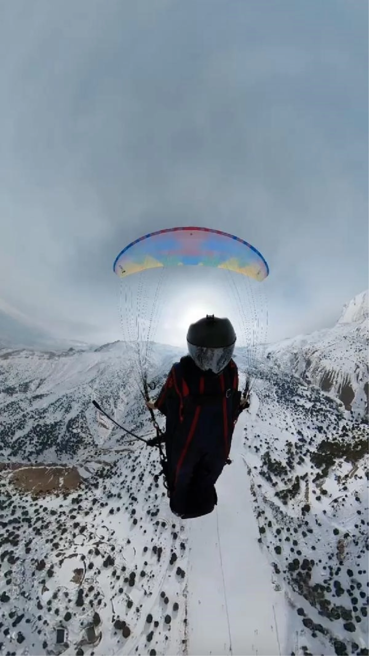 Ergan Dağı\'nda Wingsuit Atlayışı