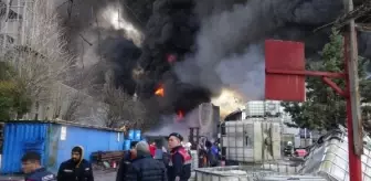 Gebze'deki Fabrikada Yangın Kontrol Altına Alındı