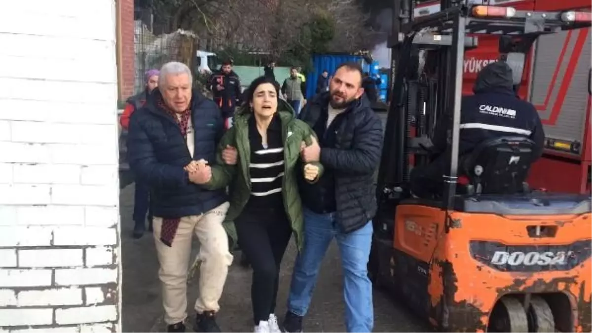 Gebze'deki Kimya Fabrikasında Yangın Çıktı