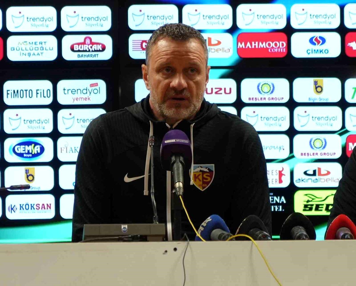 Kayserispor Teknik Sorumlusu Vukas: Aldığımız 1 puandan memnun değiliz