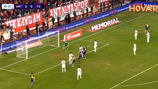 Herkes ağzı açık izledi! Cengiz'in Antalyaspor'a attığı gol çok konuşulur