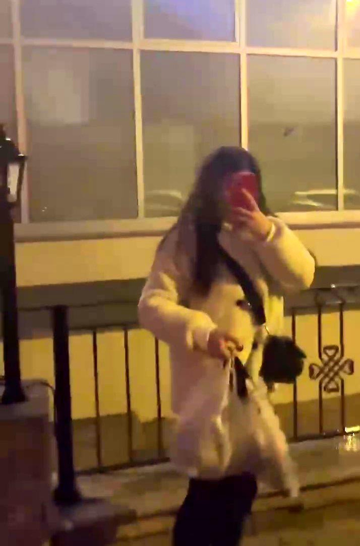 Kadıköy\'de Ücretini Ödemeyen Müşteri ile Taksici Arasında Tartışma