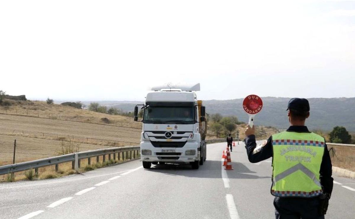 Kırklareli\'nde Trafik Denetimlerinde Cezalar Yağdı