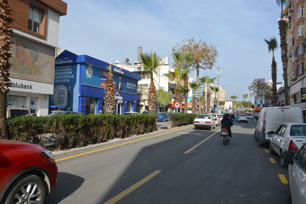 Tarsus\'ta Kentsel Tasarım ve Yenileme Projesi Devam Ediyor