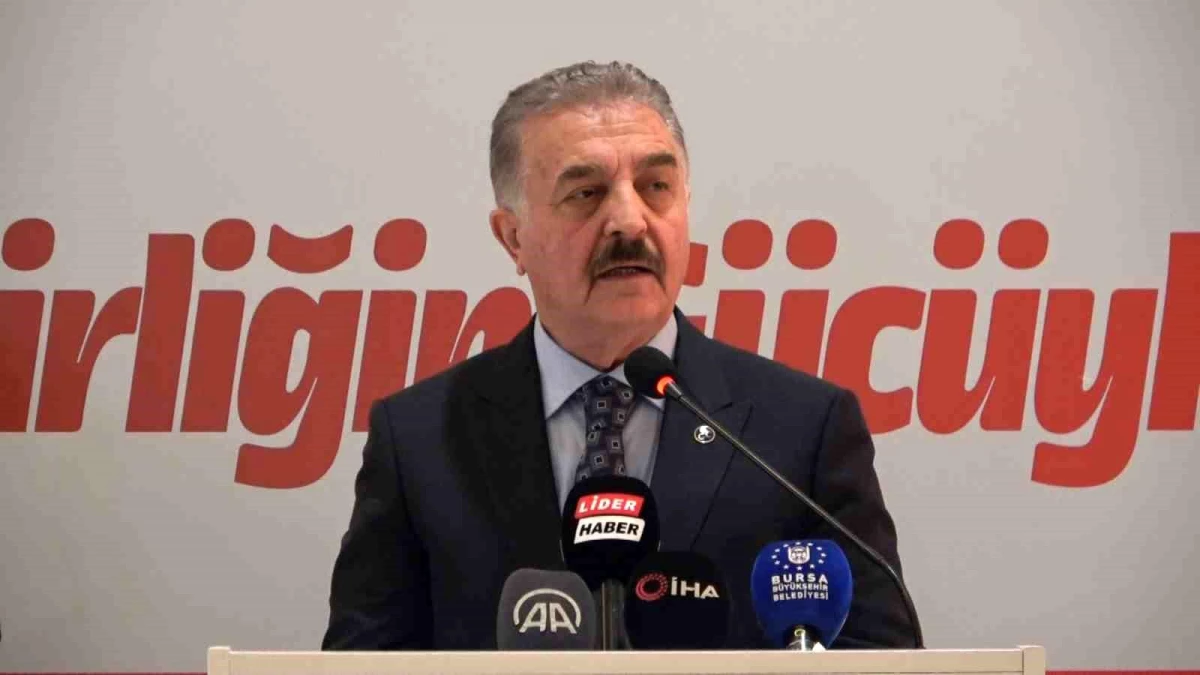 MHP Genel Sekreteri İsmet Büyükataman, CHP\'li belediyeleri eleştirdi