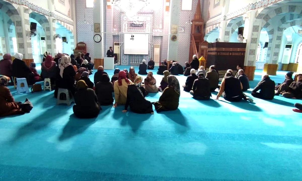 Nazilli\'de Umre Adaylarına Seminer Düzenlendi