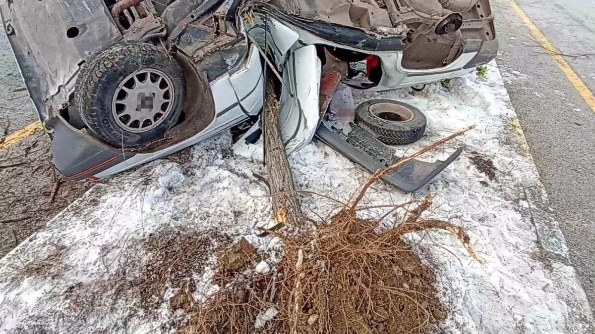 Sivas\'ta meydana gelen trafik kazasında 4 kişi yaralandı