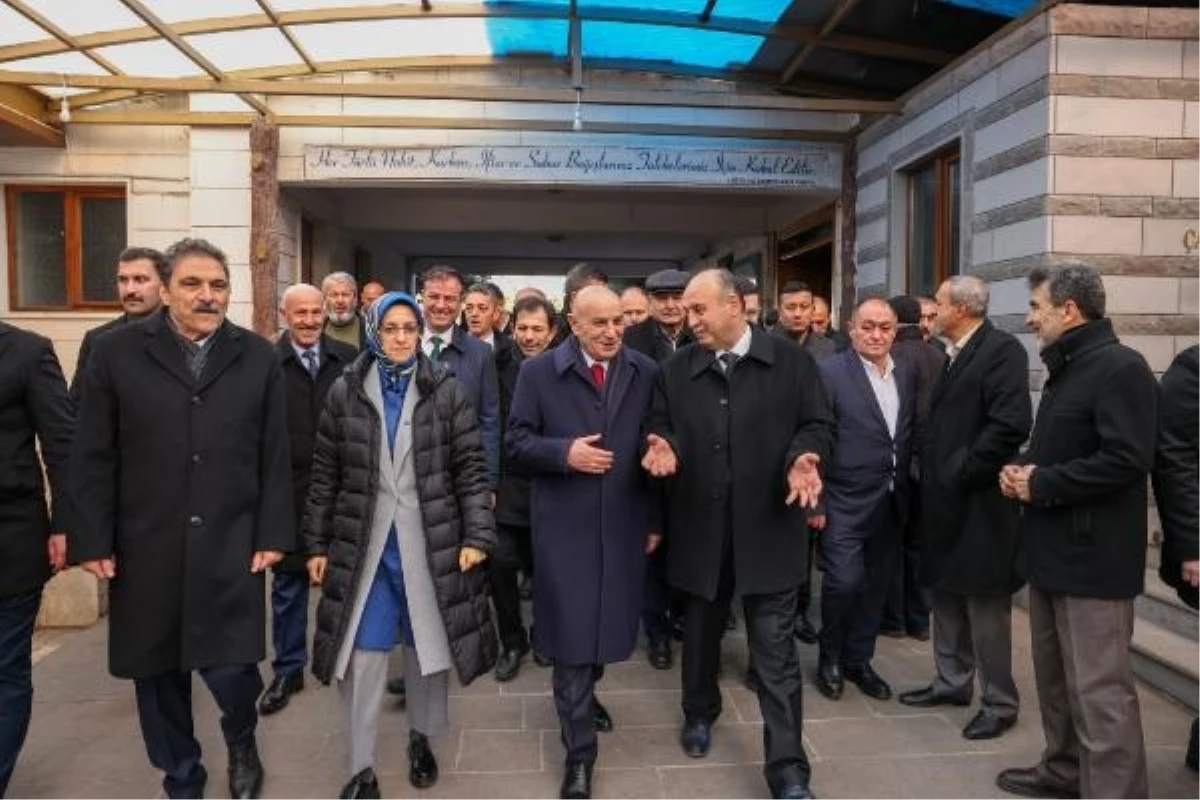 AK Parti Ankara Büyükşehir Belediye Başkan Adayı Turgut Altınok, Çamlıdere\'de seçim çalışmalarını sürdürdü