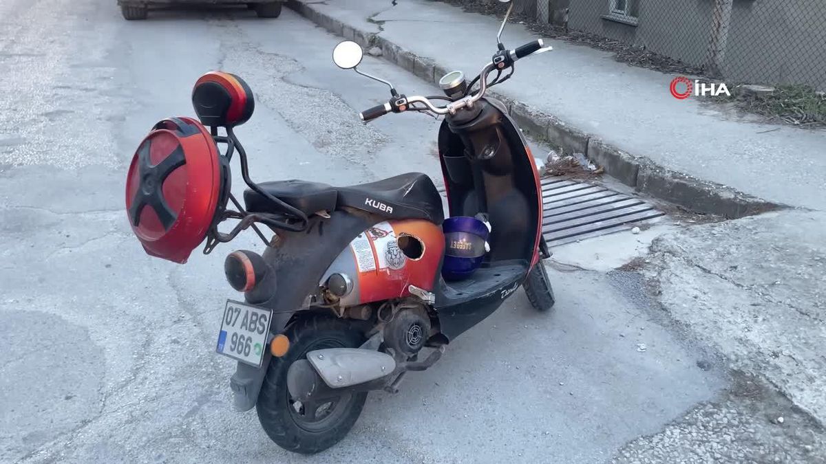 Alkollü baba motosikletle kaza yaptı, oğlu yaralandı