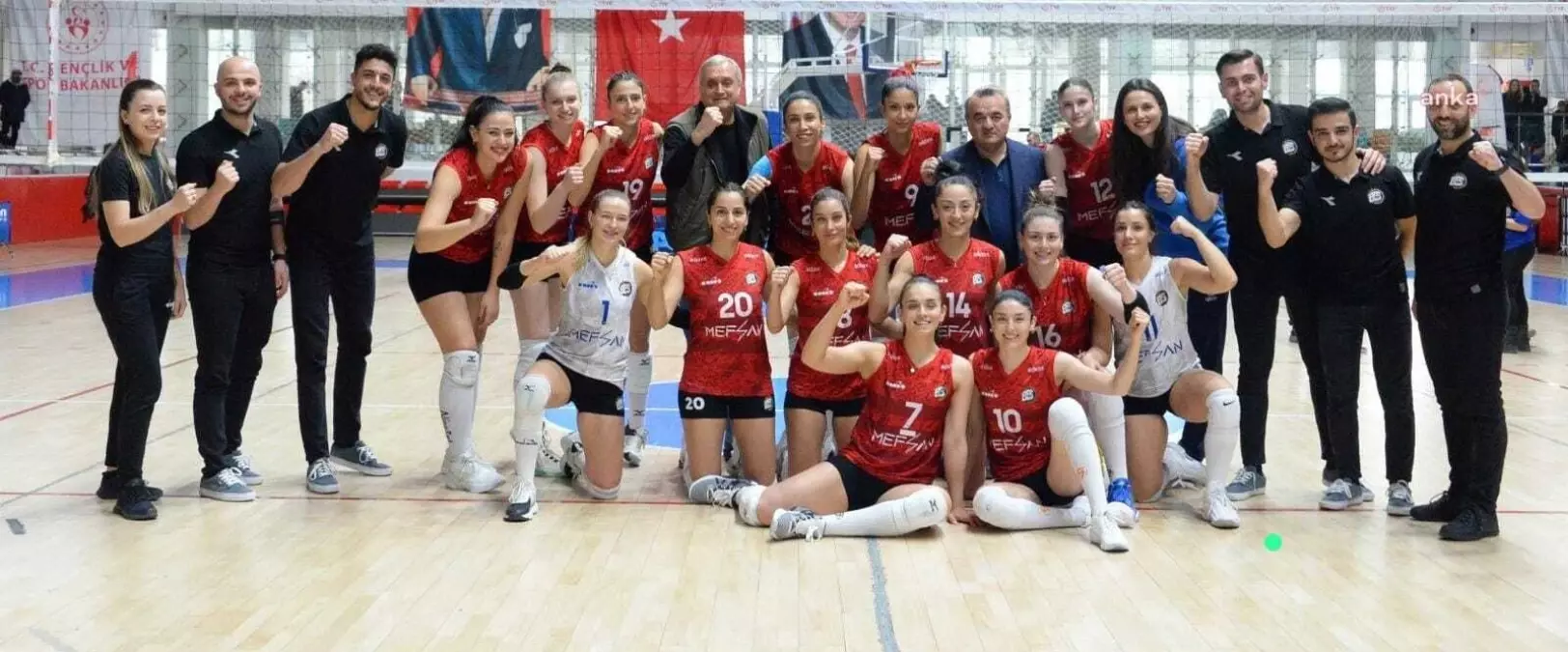 Bozüyük Belediyesi Kadın Voleybol Takımı Play-off Maçlarına Katılmaya Hak Kazandı