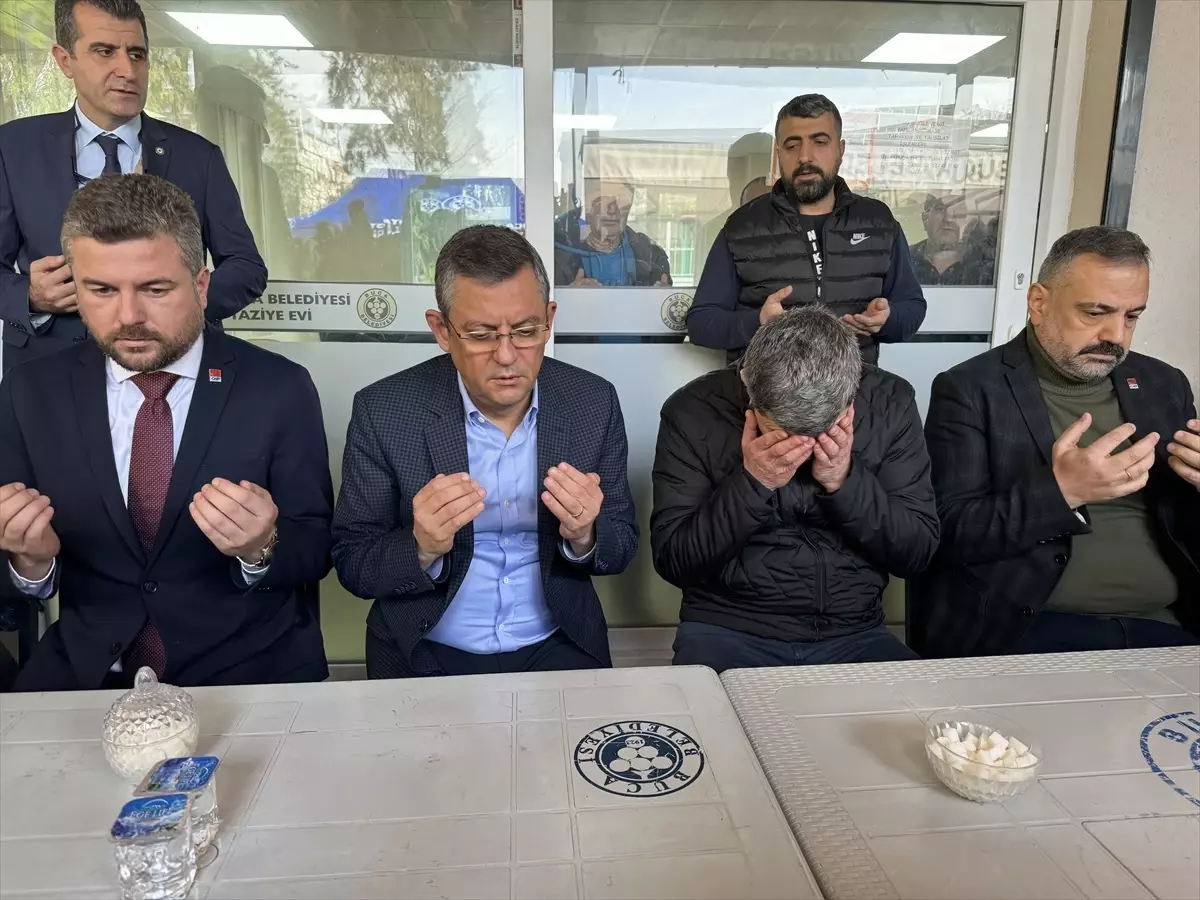 CHP Genel Başkanı Özgür Özel, Oğuz Erge'nin ailesine taziye ziyaretinde bulundu