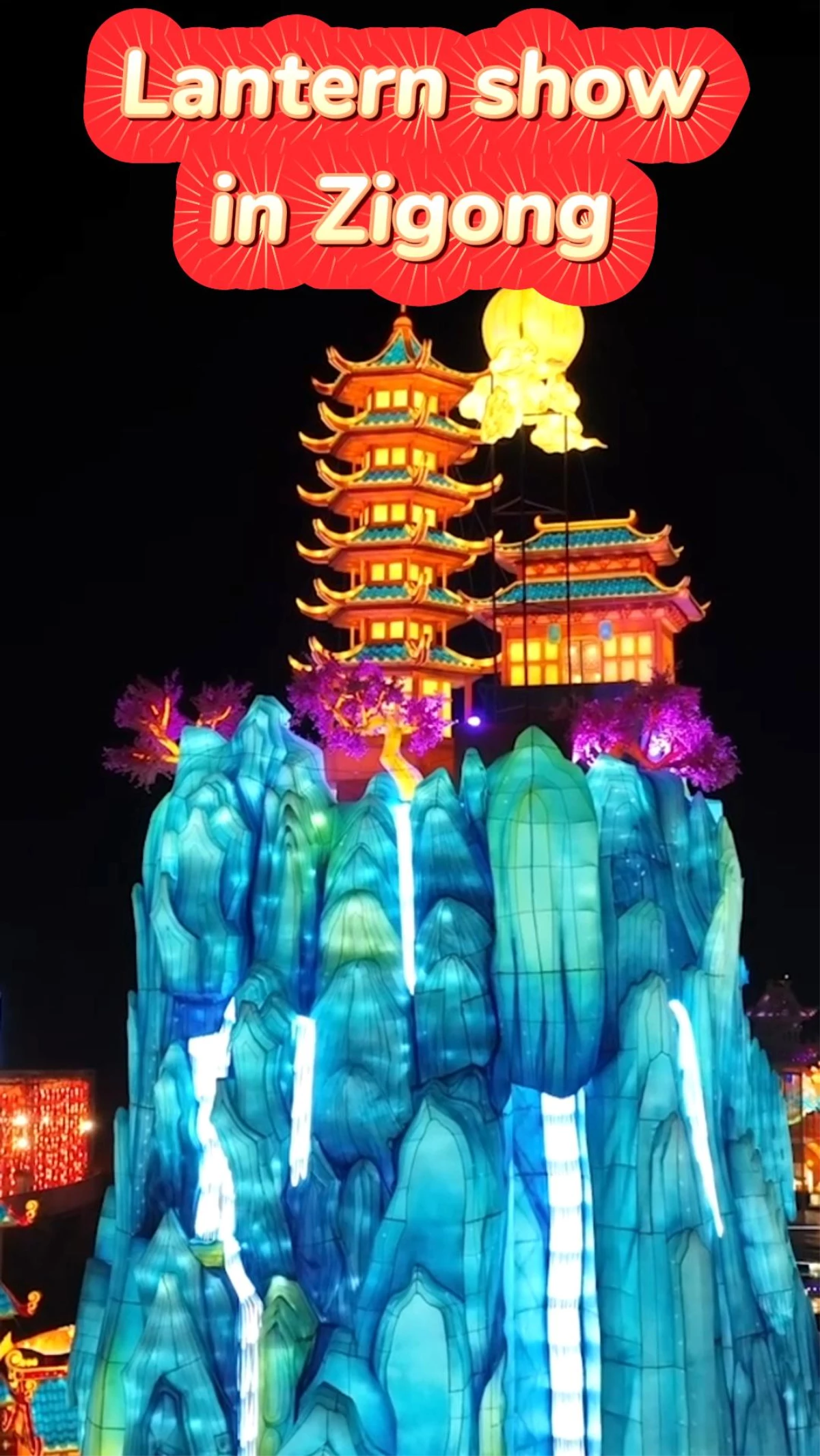 Çin\'de Dinozor Fener Festivali Başladı