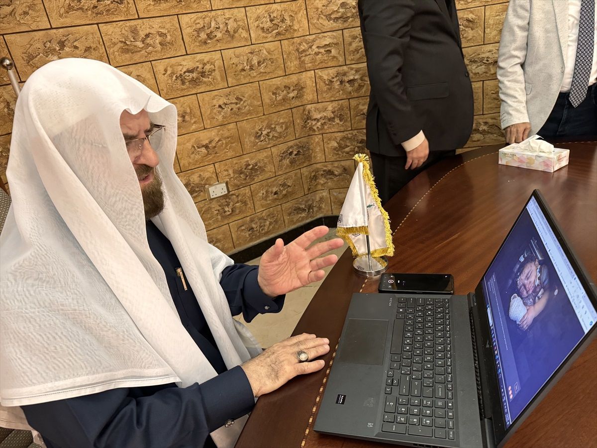 Dünya Müslüman Alimler Birliği Genel Başkanı Ali Muhyiddin el-Karadaği, AA\'nın \'Yılın Kareleri\' oylamasına katıldı