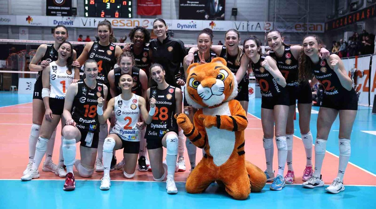 Eczacıbaşı Dynavit, Karayolları\'nı 3-0 mağlup etti
