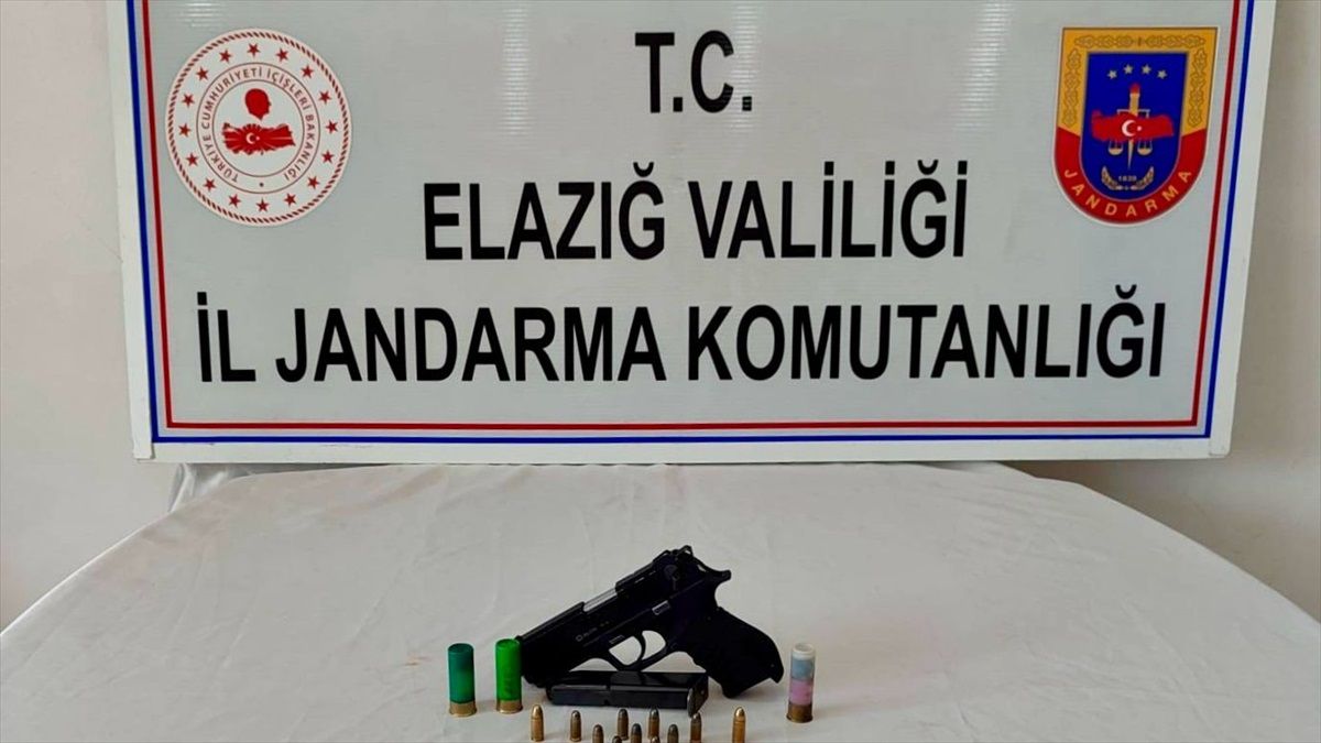 Elazığ\'da Ruhsatsız Silah Kullananlara Operasyon: 3 Şüpheli Gözaltına Alındı