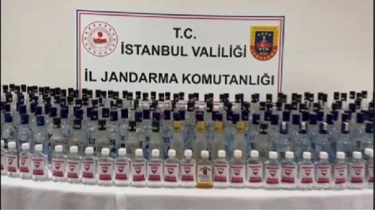 İstanbul\'da düzenlenen operasyonda 6 milyon liralık sahte içki ele geçirildi