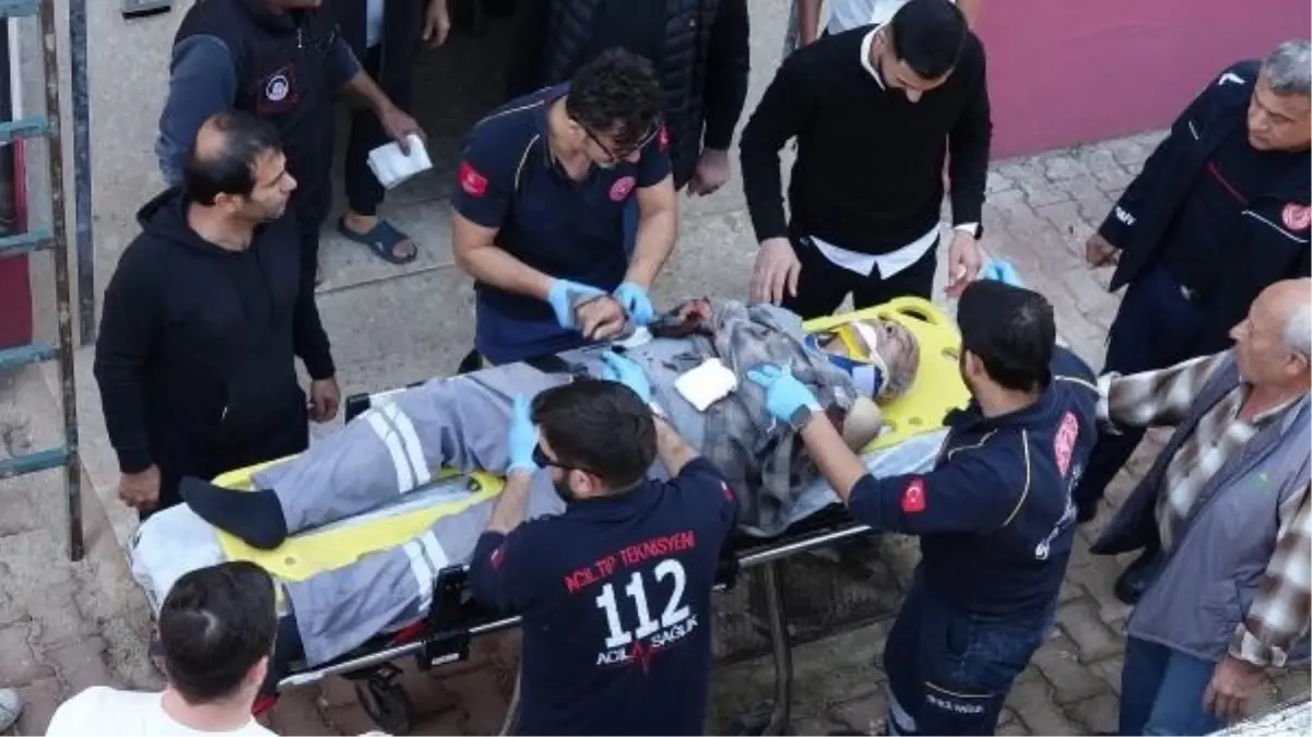 Antalya'da Güneş Enerjisi Sistemini Tamir Ederken Ağır Yaralandı