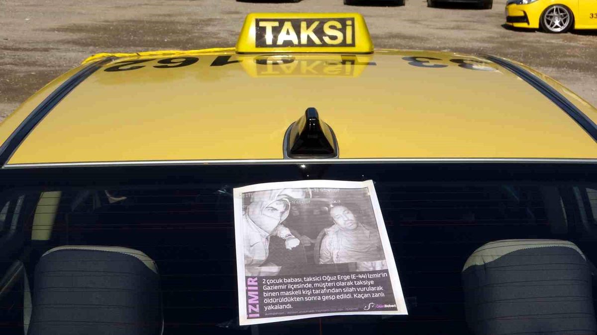 İzmir\'de öldürülen taksici Oğuz Erge Mersin\'de anıldı