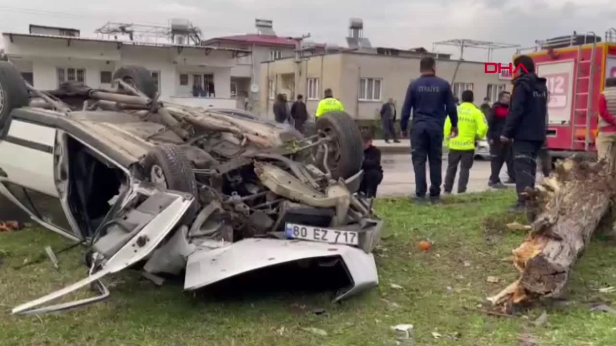 Osmaniye\'de Ters Dönen Otomobilde 3 Kişi Yaralandı