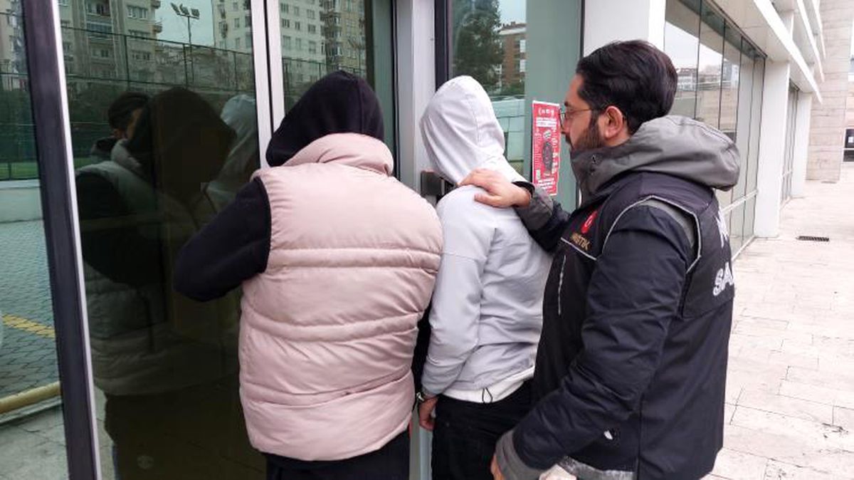 Samsun\'da narkotik polisi operasyonu: 2 kişi tutuklandı