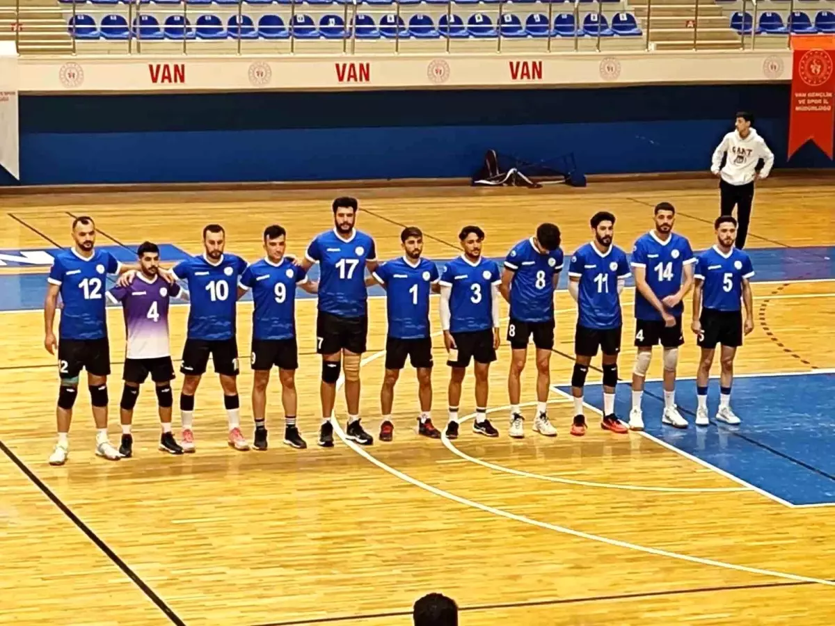 Siirt Belediyesi Voleybol Erkek Takımı Play-off\'a Yükseldi