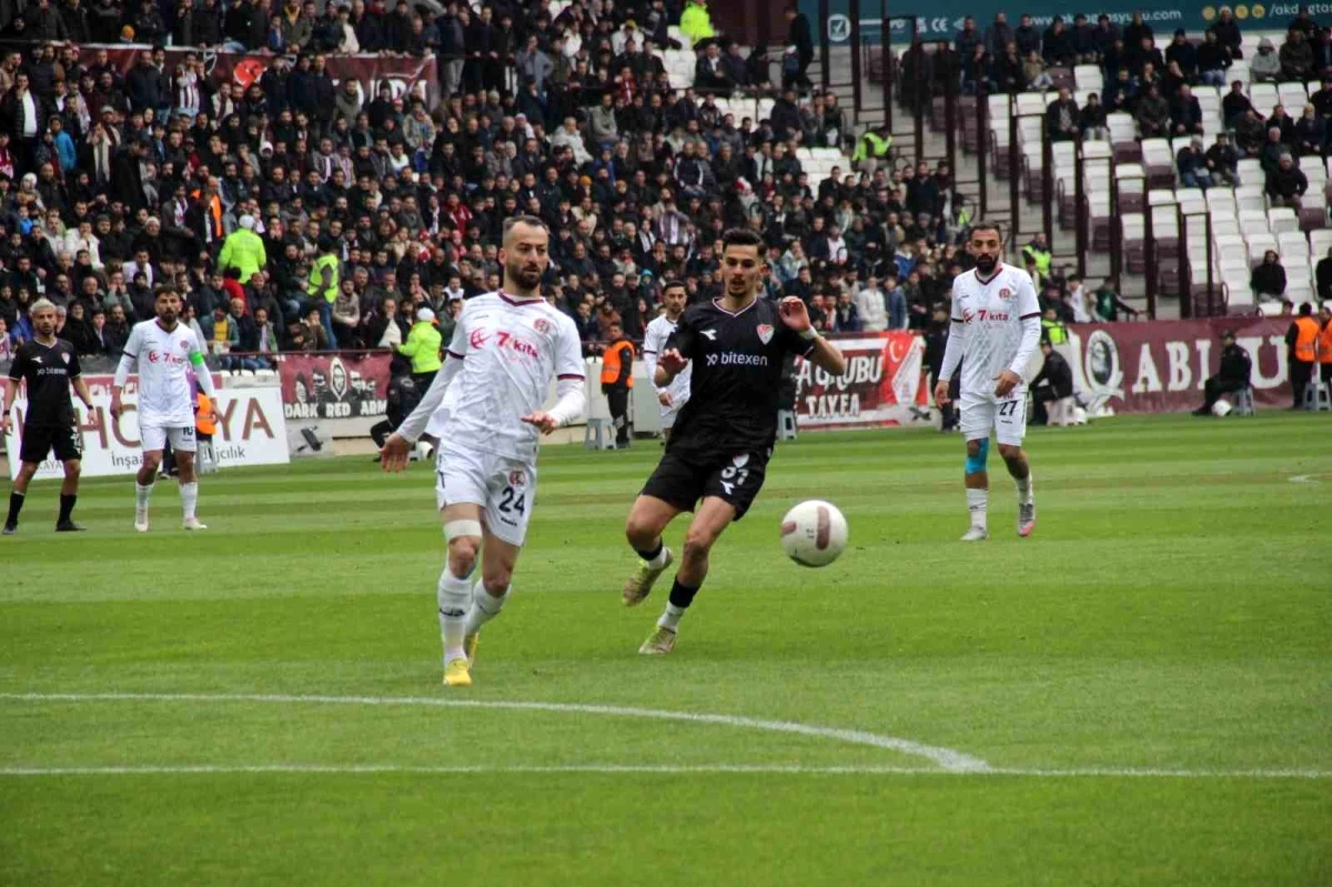 Elazığspor, evinde Turgutluspor\'u 2-1 mağlup etti