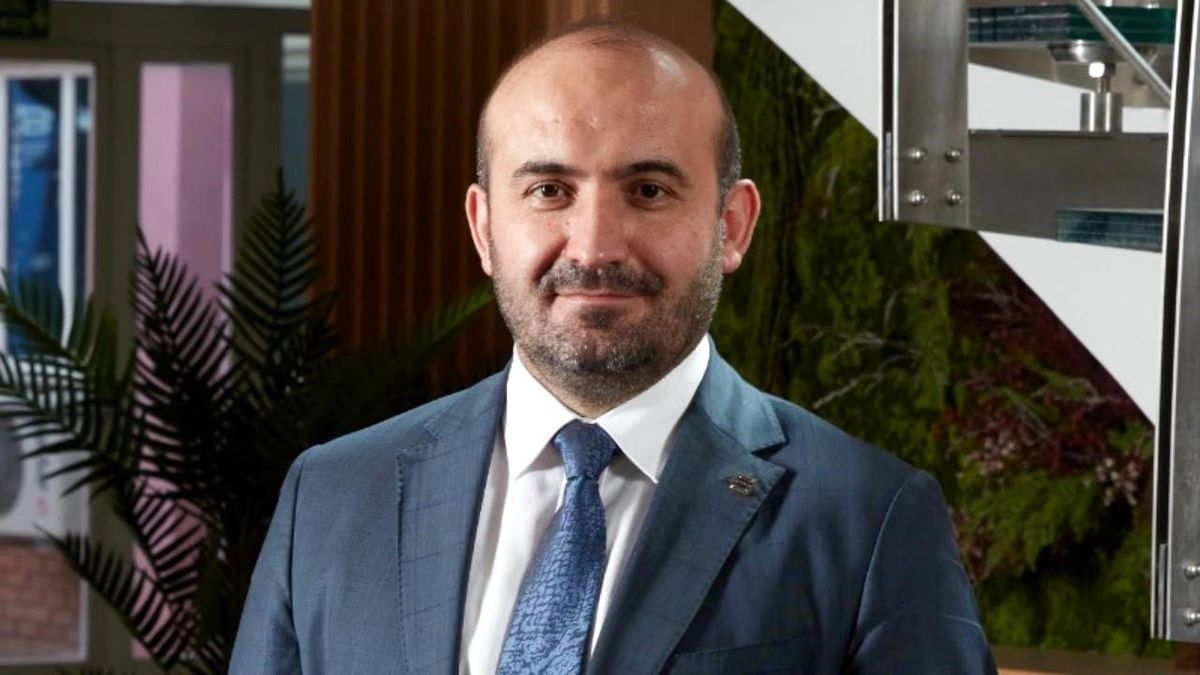 AK Parti Eskişehir İl Başkanı Gürhan Albayrak, CHP Milletvekili İbrahim Arslan\'ın Nebi Hatipoğlu\'na eleştirilerine cevap verdi