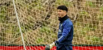 Altay Bayındır: Manchester United taraftarlarının ve Türk insanının desteği beni motive ediyor