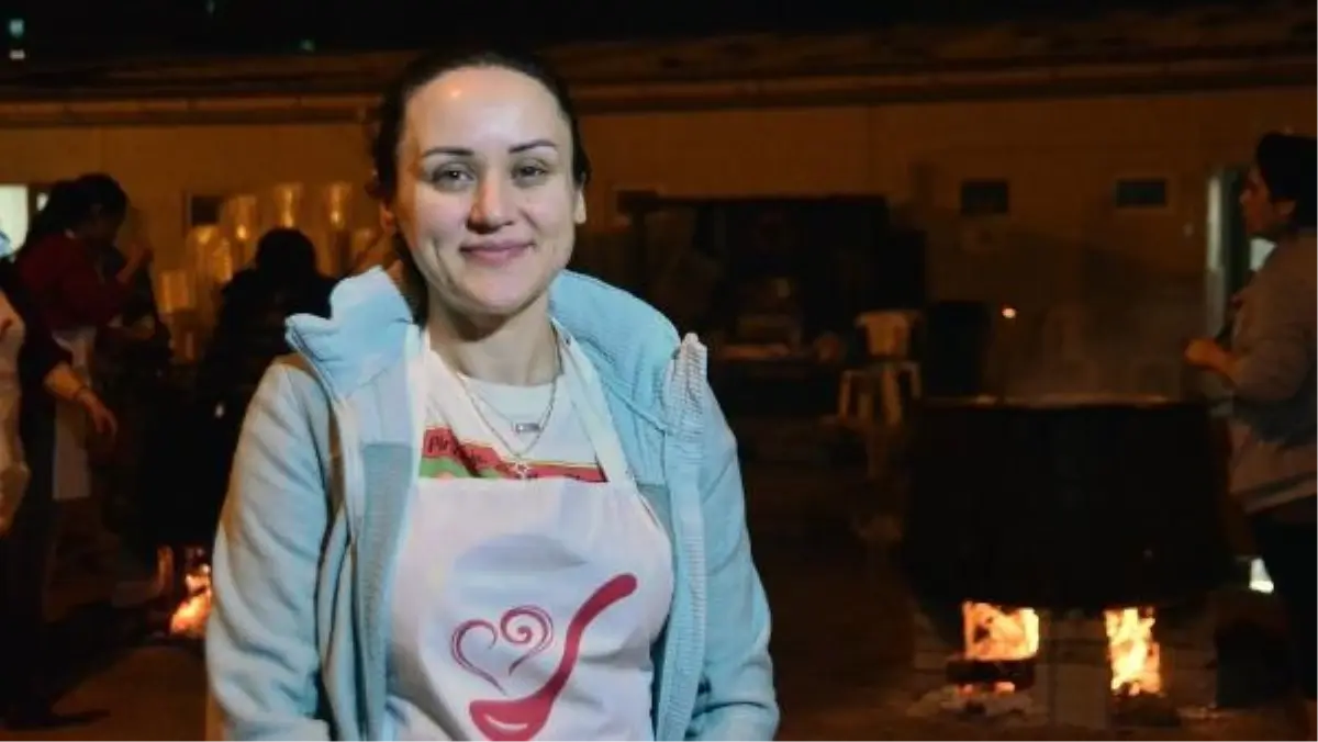 Gönül Mutfağı, 6 Şubat depreminin yıl dönümünde taziye yemeği hazırladı