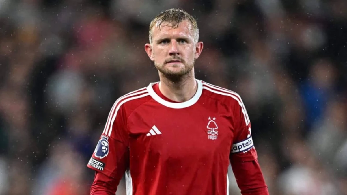 Beşiktaş, Nottingham Forest\'tan Joe Worrall\'ı kiralık olarak kadrosuna kattı