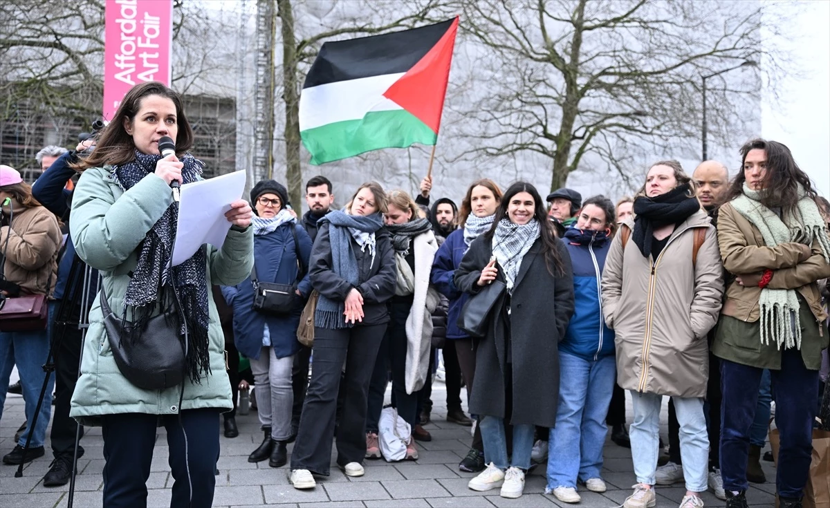 Brüksel\'deki Avukatlar Gazze\'de Ateşkes ve UAD Kararına Saygı Talep Etti