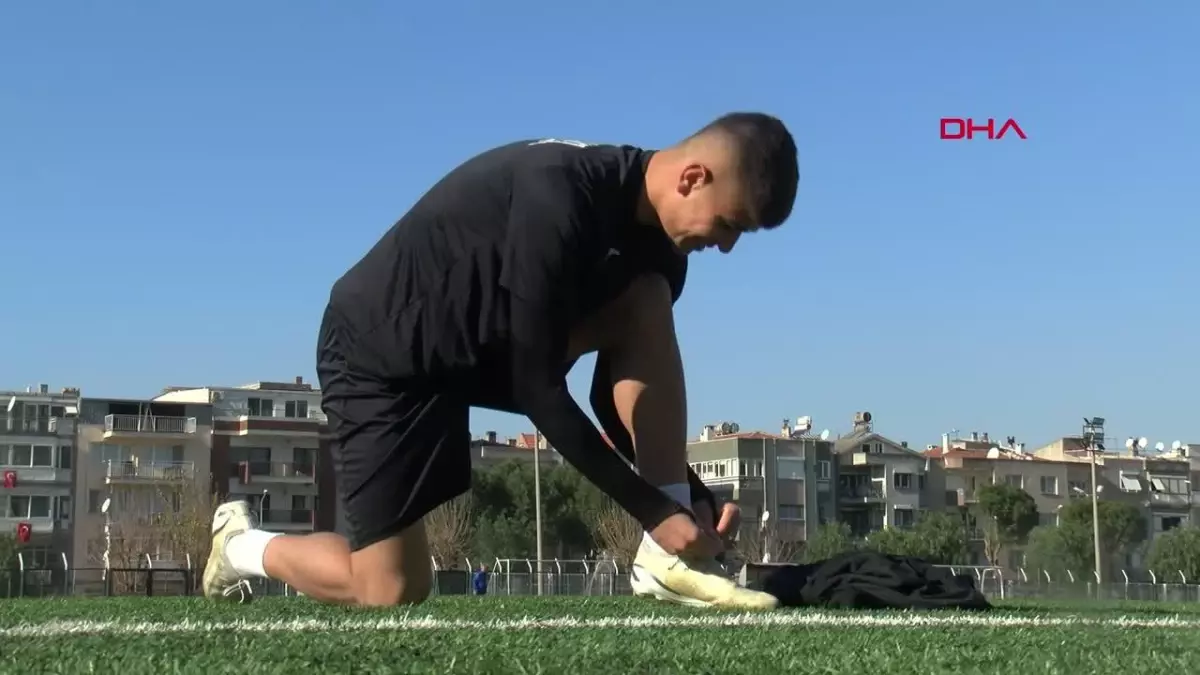 Kahramanmaraş Depremlerine Yakalanan Futbolcu Eren Fansa Futbola Sarıldı