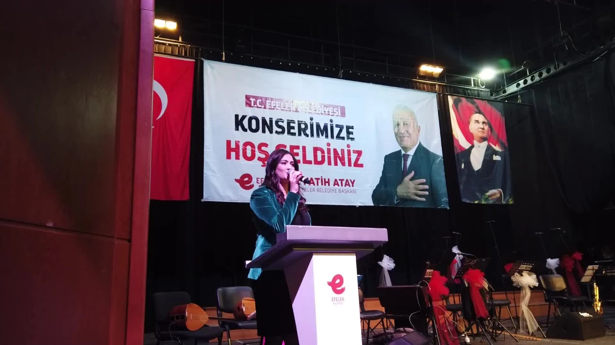 Efeler Belediyesi Türk Halk Müziği Korosu Aydın\'da Konser Verdi