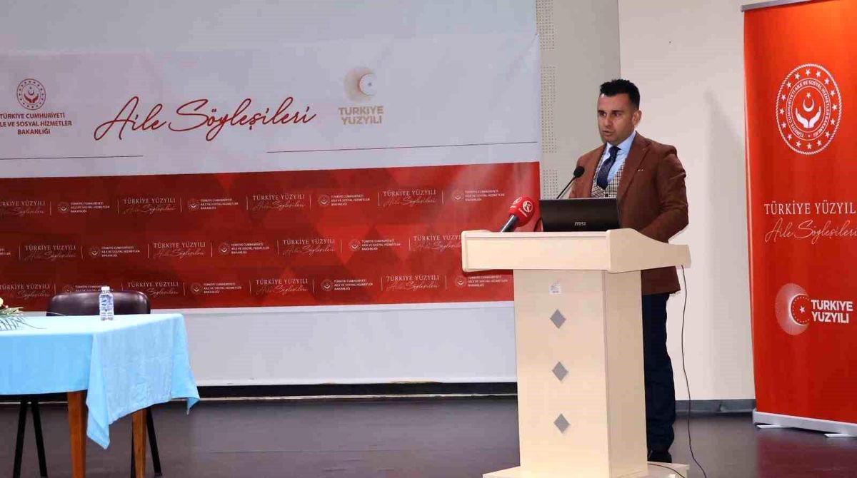 Erzurum Aile ve Sosyal Hizmetler İl Müdürlüğü, \'Aile Söyleşileri\' programının ilkini gerçekleştirdi