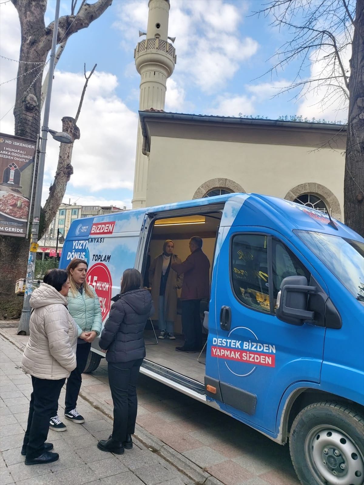 İstanbul\'da kentsel dönüşüm kampanyası için 39 yeni araç eklendi