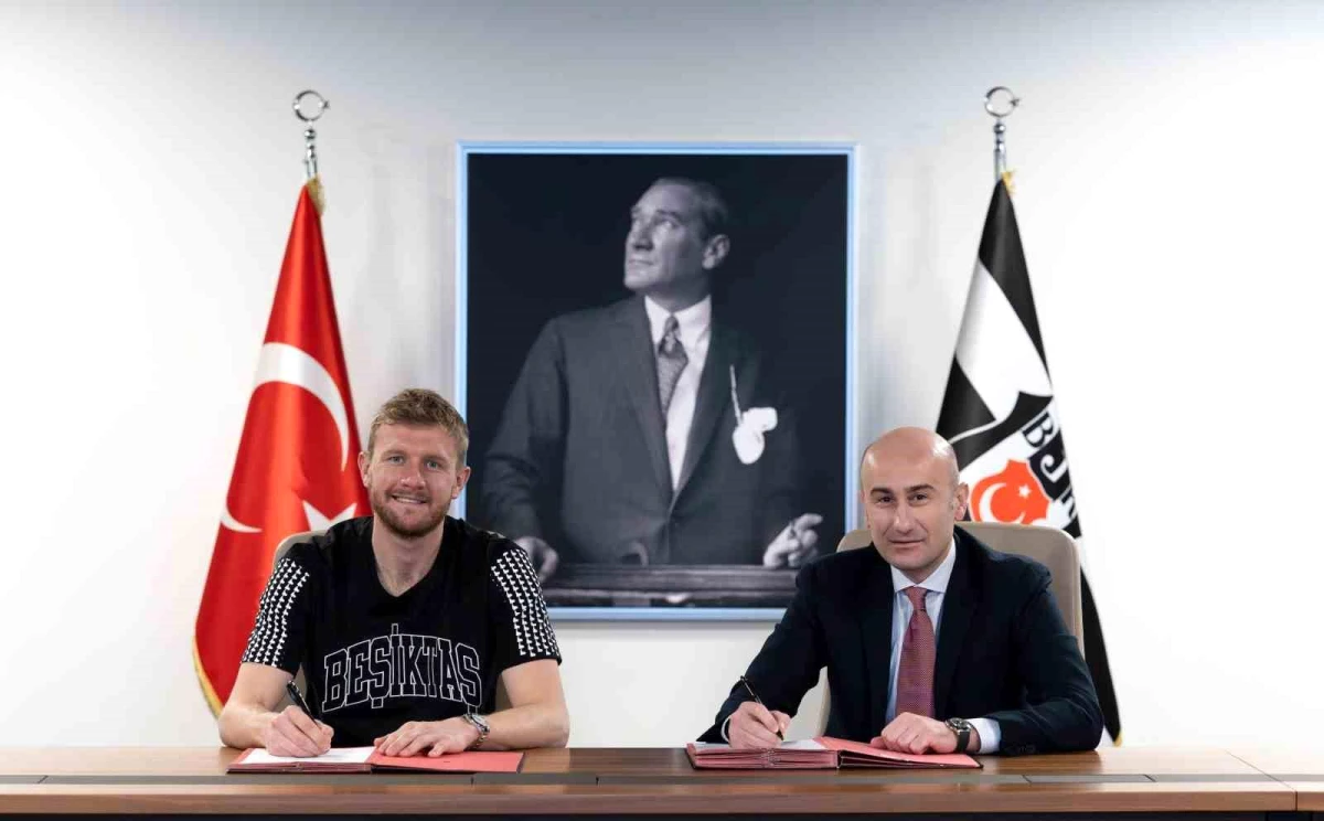 Beşiktaş, Nottingham Forest\'tan Joe Worrall\'ı kiralık olarak kadrosuna kattı
