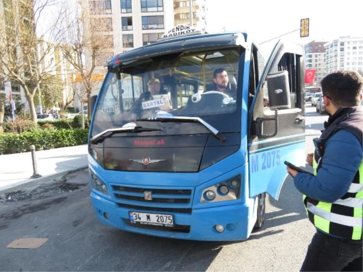 Kadıköy\'de Minibüs Denetimlerinde Cezalar Yağdı