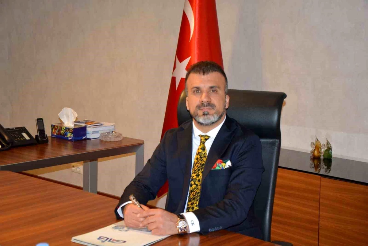 Depremin birinci yıl dönümünde mesaj yayımlayan Güneydoğu Anadolu Hububat Bakliyat Yağlı Tohumlar ve Mamulleri İhracatçıları Birliği Başkanı