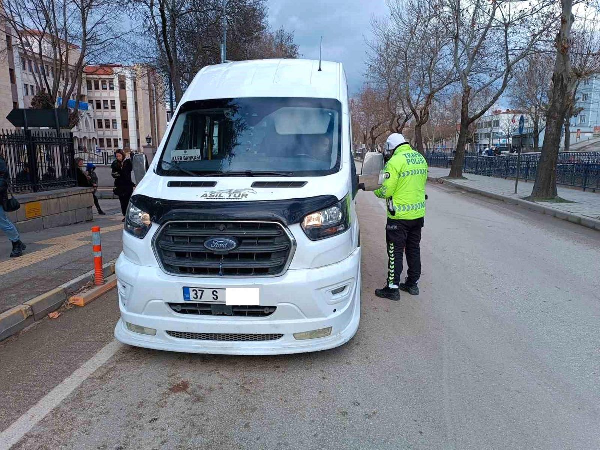 Kastamonu\'da Öğrenci Servisleri Denetlendi