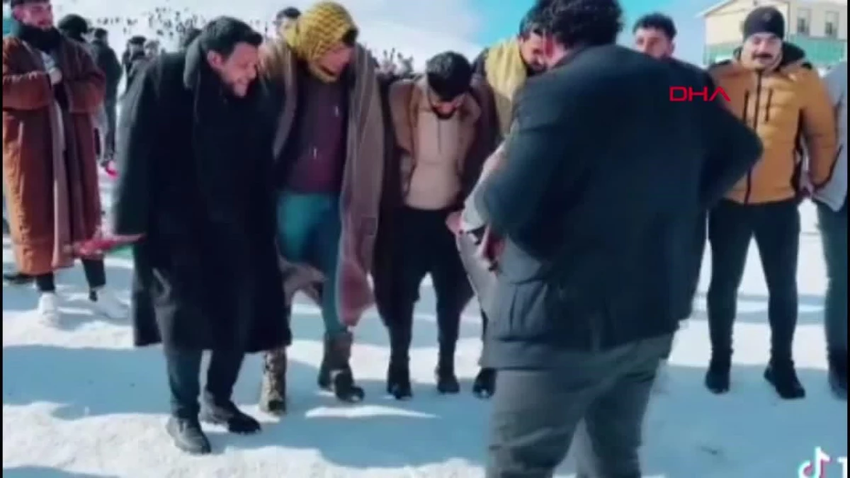 Karacadağ Kayak Merkezi\'nde davul çalan adam kalp krizi geçirerek hayatını kaybetti