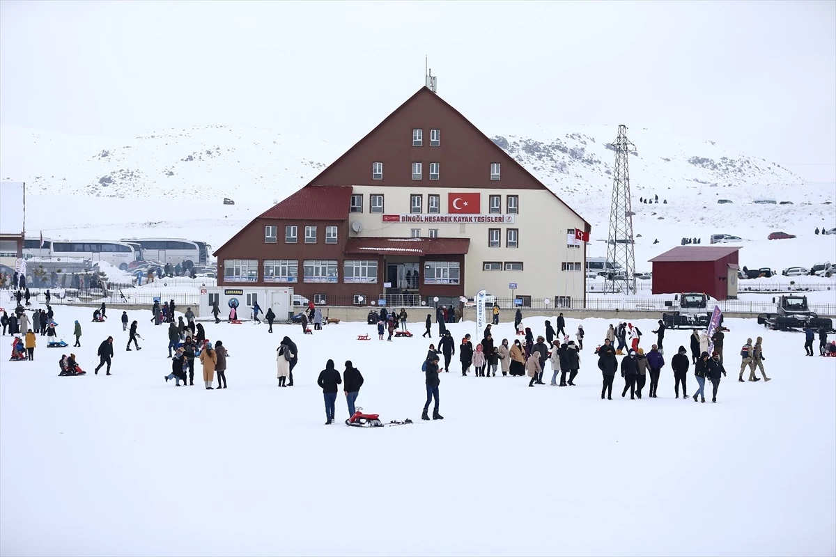 Bingöl\'deki Hesarek Kayak Merkezi Sömestir Tatilinde 22 Bin Kişiyi Ağırladı