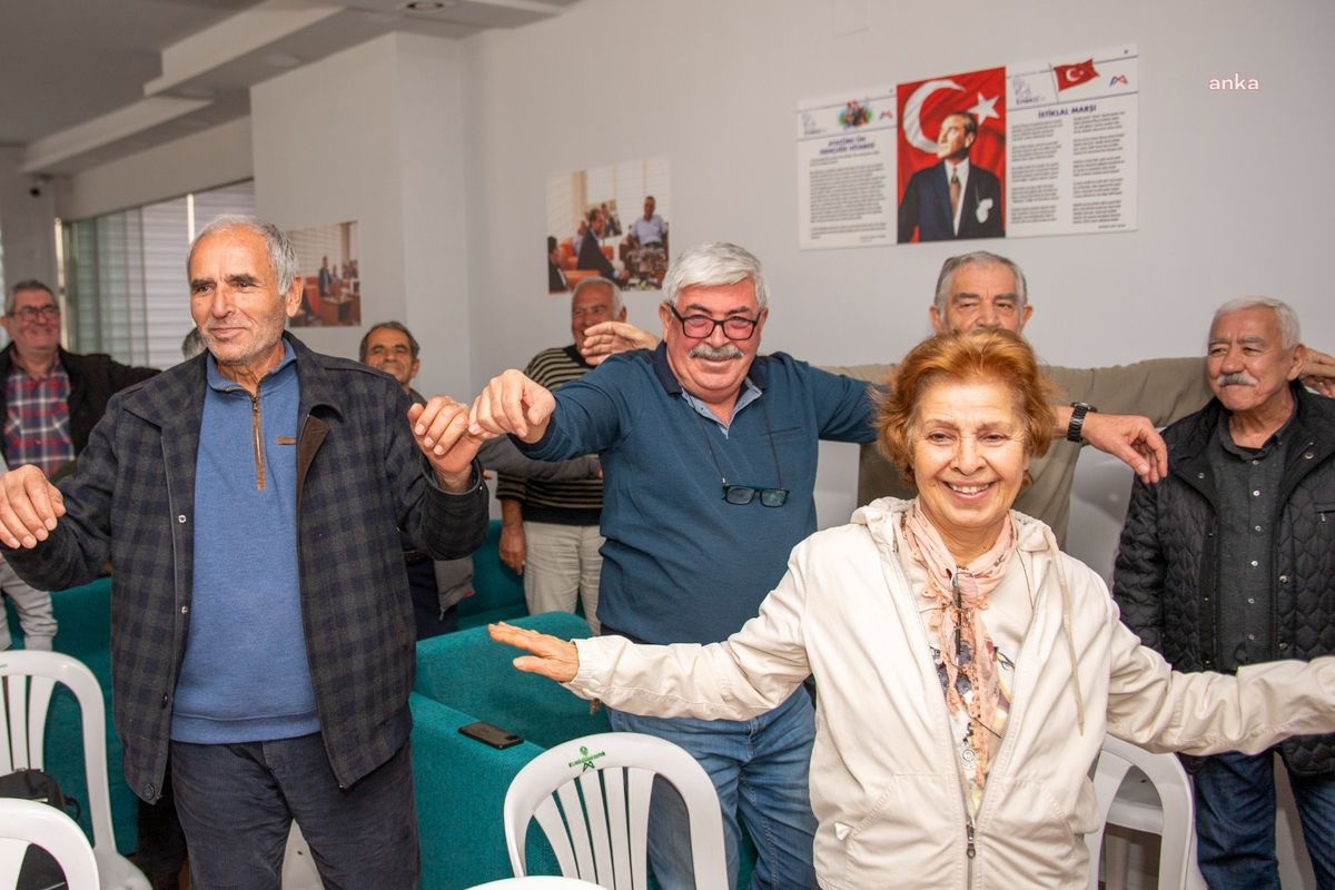 Mersin Büyükşehir Belediyesi, Mezitli Emekli Evi Üyelerine Kanser Farkındalık Eğitimi Verdi