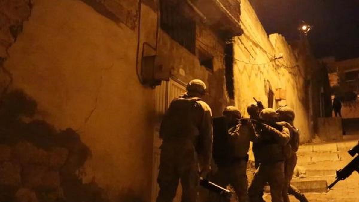 Şanlıurfa'da DEAŞ operasyonunda 4 şüpheli tutuklandı