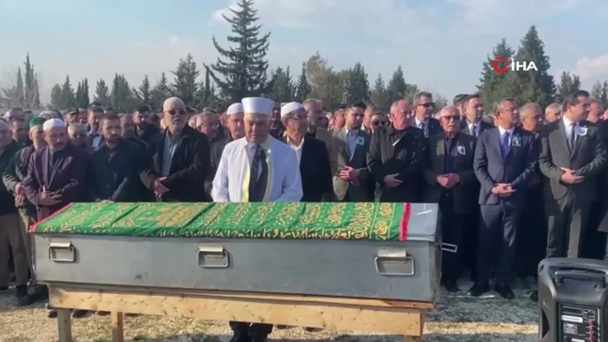 Şehit cenazesinde kalp krizi geçiren CHP Osmaniye İl Başkanı Mehmet Orhun Döğüşcü hayatını kaybetti