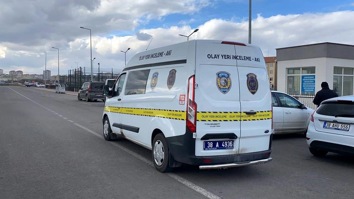 Kayseri\'de öğretmeni tartıştığı kadın, tabancayla yaraladı