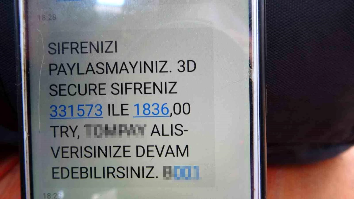 Adana\'da Telefon Dolandırıcıları Emekli Adamı 41 Bin TL Borçlandırdı