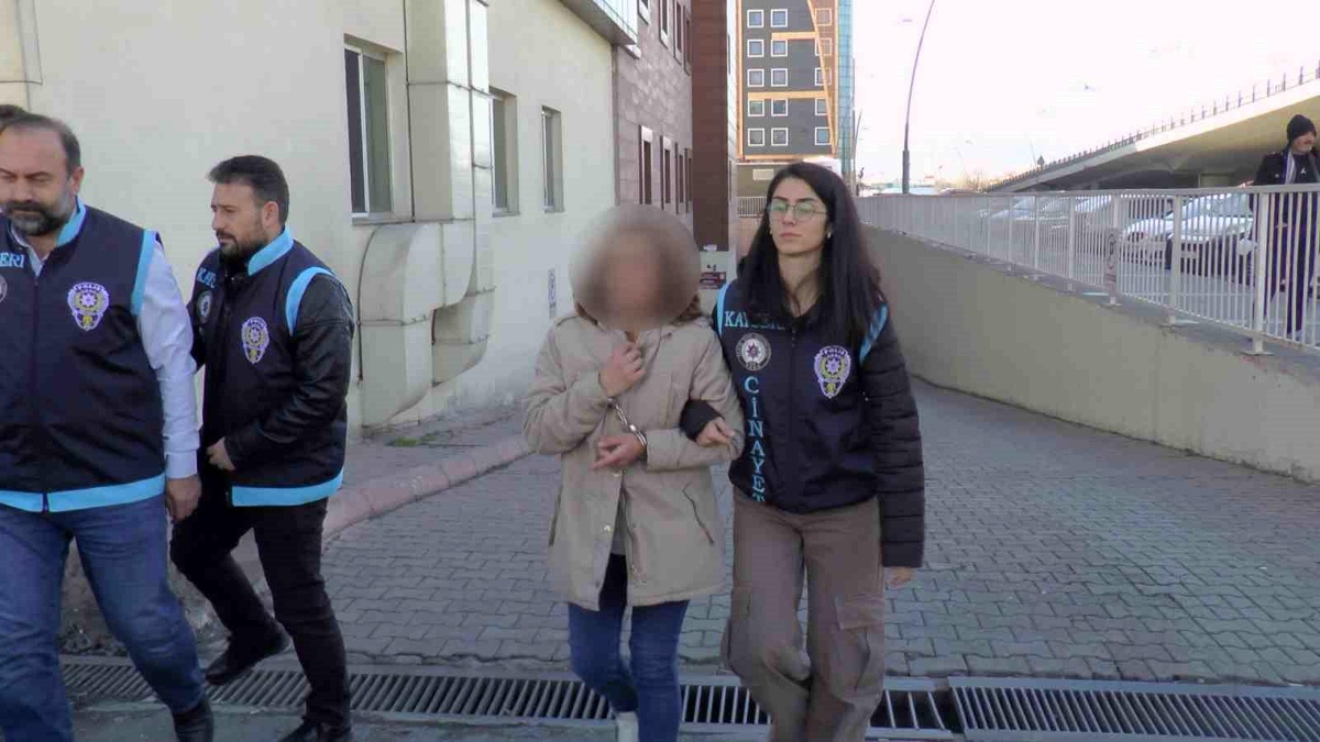 Kayseri\'de bıçaklı kavgada bir kişi hayatını kaybetti, 2 şüpheli adliyeye sevk edildi