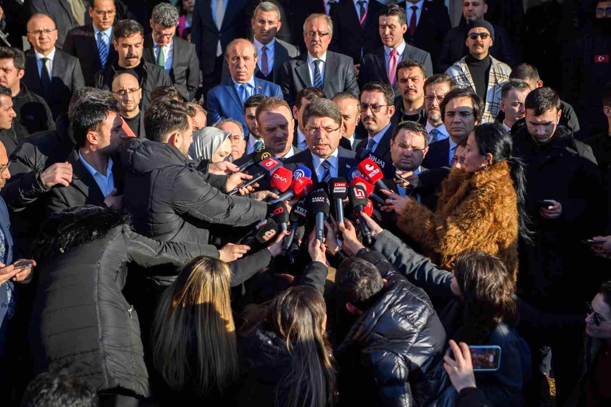 Adalet Bakanı: Ülkemizin huzurunu bozmak isteyen hiçbir eylem ve girişim amacına ulaşamayacaktır