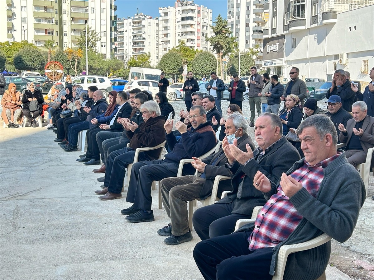 Adana\'da depremde hayatını kaybedenler için anma programları düzenlendi